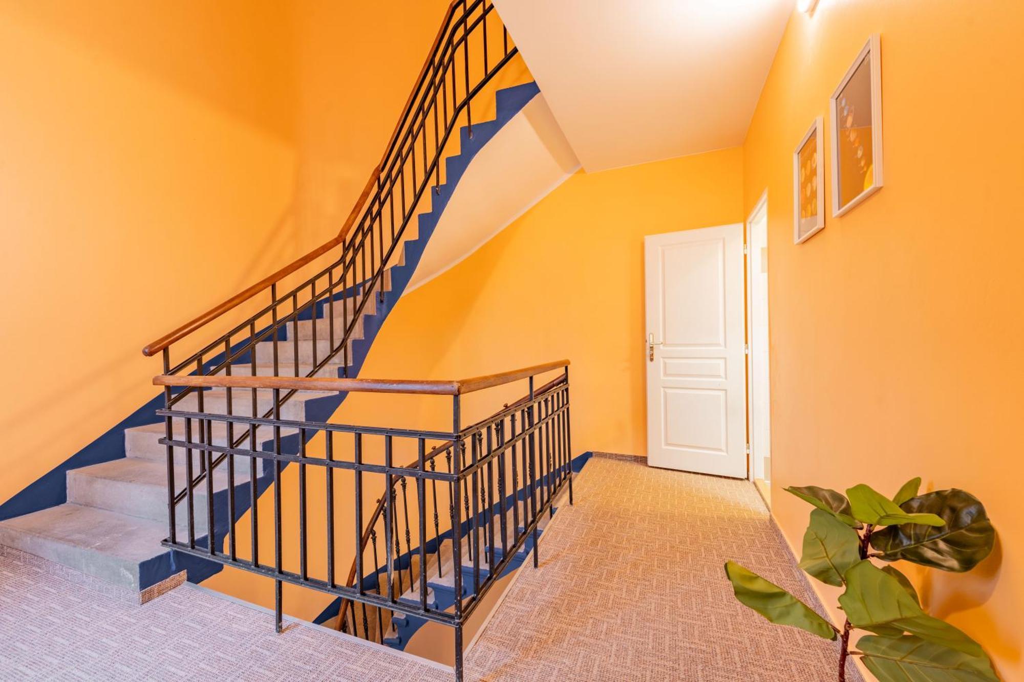 Stellar Female Hostel Prag Dış mekan fotoğraf