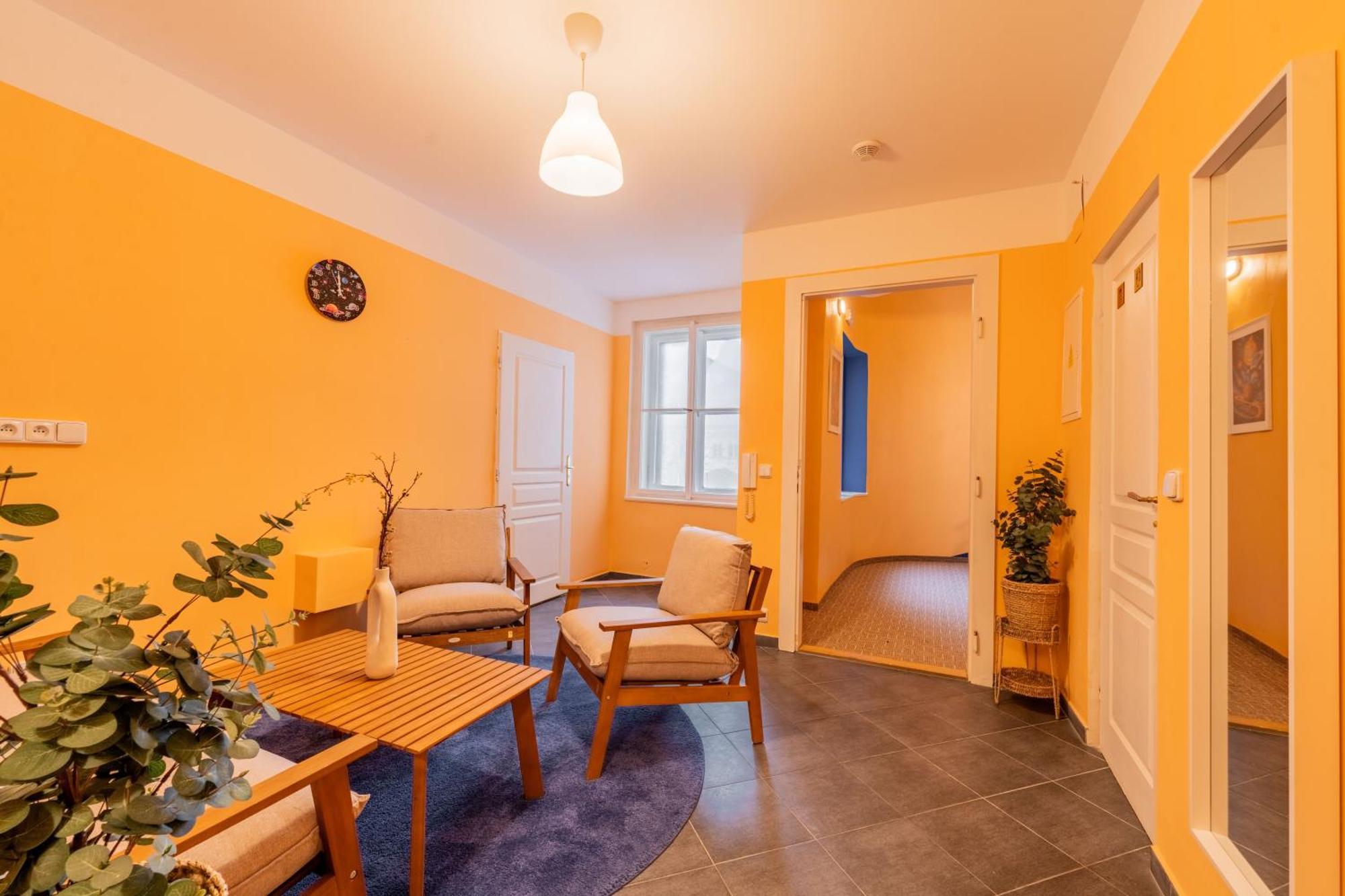 Stellar Female Hostel Prag Dış mekan fotoğraf