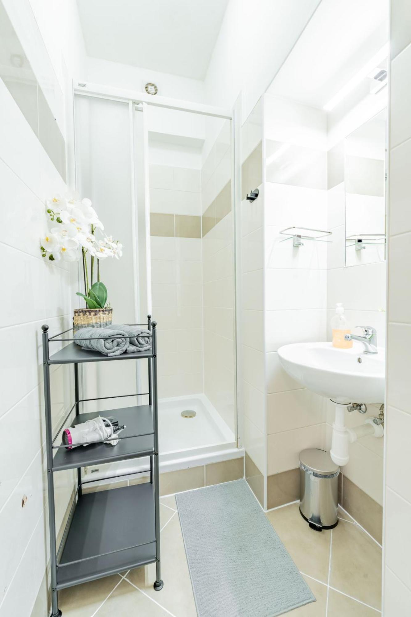 Stellar Female Hostel Prag Dış mekan fotoğraf