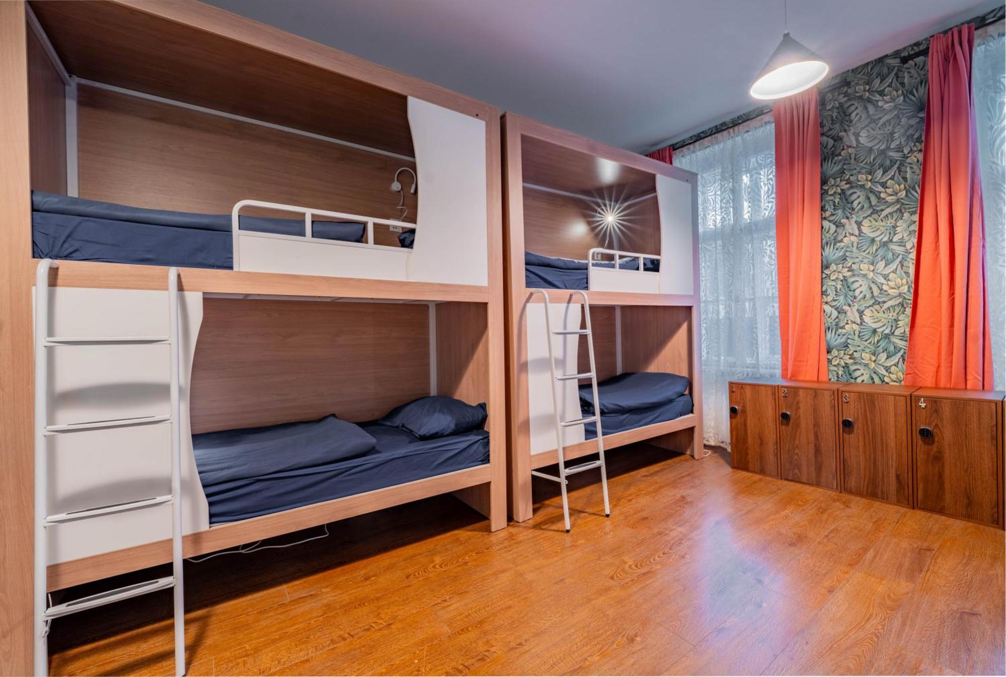 Stellar Female Hostel Prag Dış mekan fotoğraf